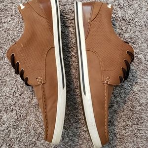 Aldo Men dressy snickers size 11